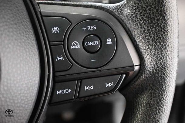 2023 Toyota Corolla Cross Petrol GX image 15