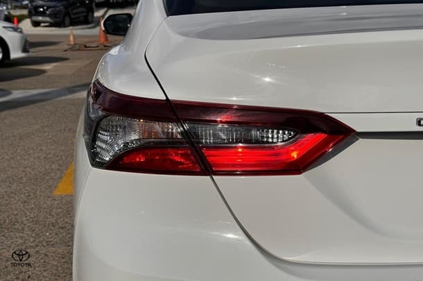 2022 Toyota Camry Ascent image 9