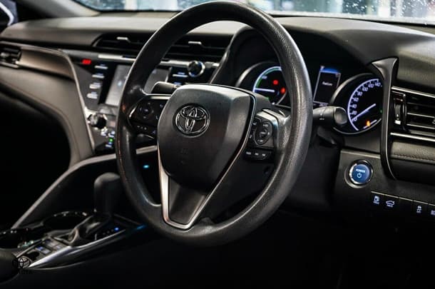 2019 Toyota Camry Hybrid Ascent image 16