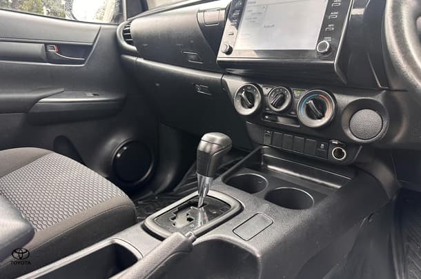 2023 Toyota HiLux 4x2 Workmate image 18