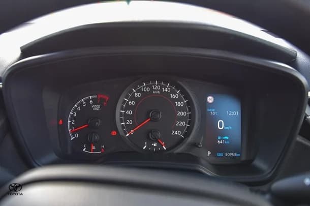 2021 Toyota Corolla Ascent Sport image 10