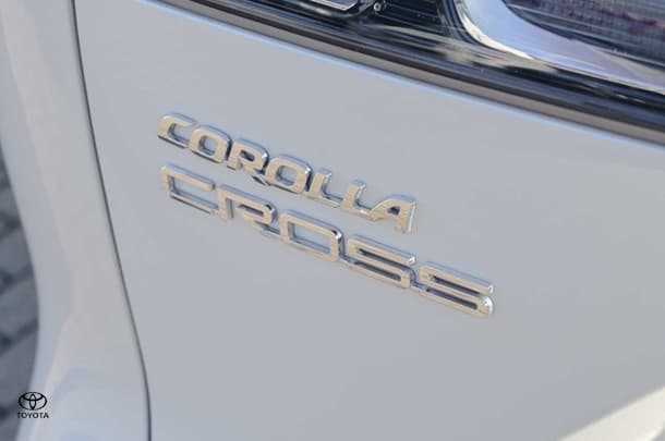 2023 Toyota Corolla Cross Atmos image 14