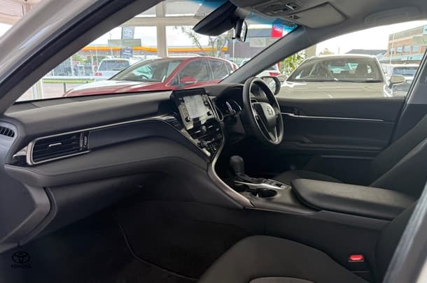 2023 Toyota Camry Hybrid Ascent image 10