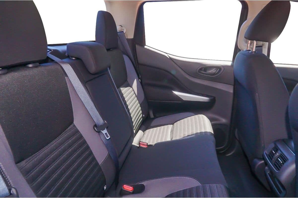 2025 Nissan Navara SL D23 Auto 4x2 MY24 Dual Cab image 9