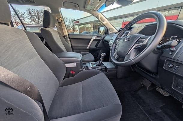 2021 Toyota Prado GXL image 21