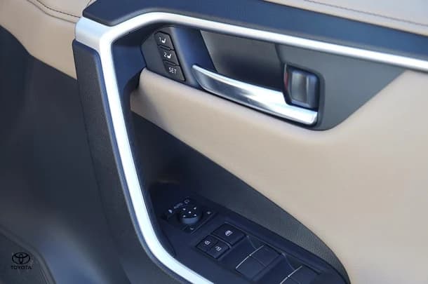2024 Toyota RAV4 Cruiser 2WD image 19