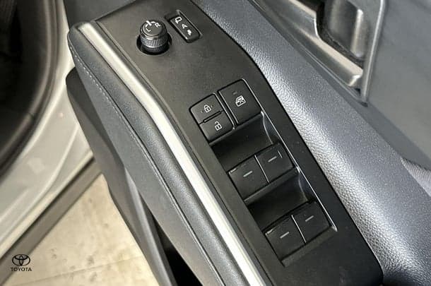 2024 Toyota Kluger Hybrid GX AWD image 13