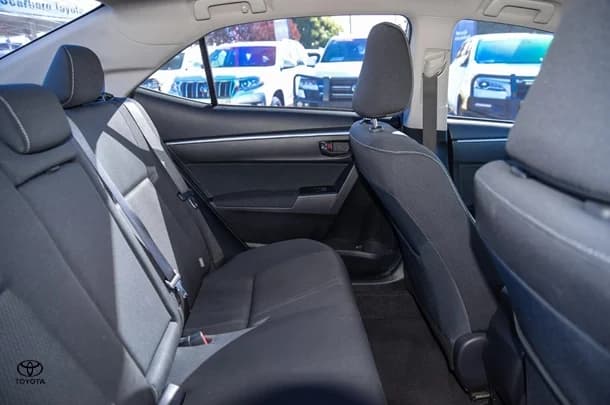 2018 Toyota Corolla Sedan Ascent image 18