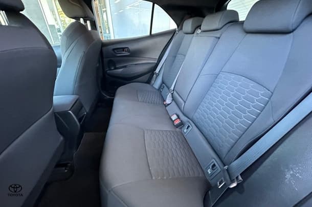 2018 Toyota Corolla Ascent Sport image 13