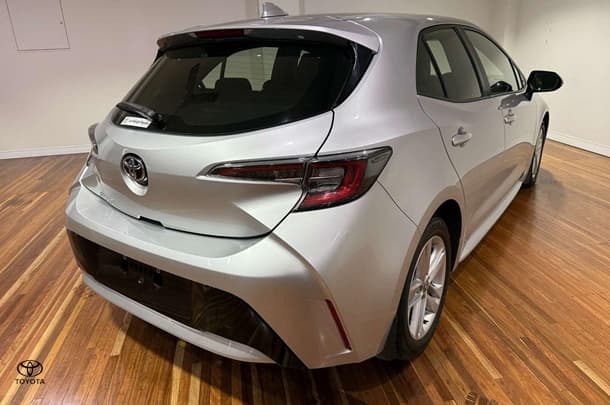 2021 Toyota Corolla Ascent Sport image 11