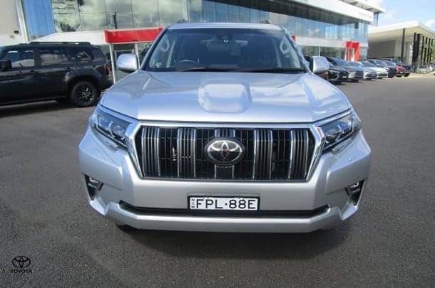 2019 Toyota Prado GXL image 6