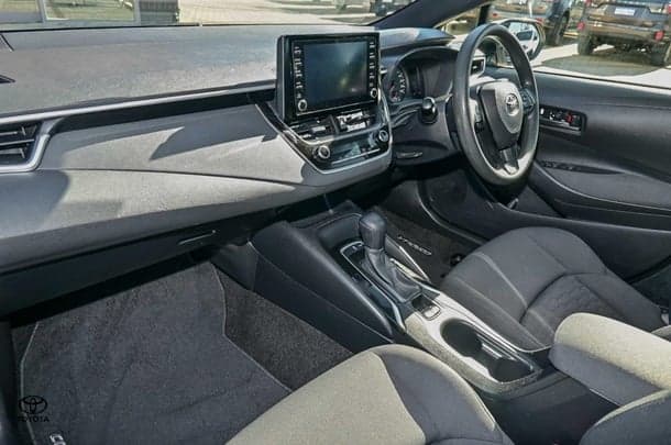 2021 Toyota Corolla Ascent Sport image 10