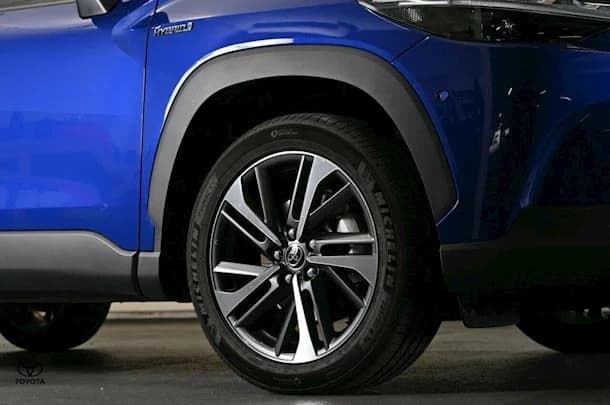 2023 Toyota Corolla Cross Hybrid Atmos 2WD image 5