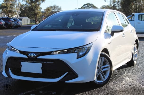 2020 Toyota Corolla Hatch Hybrid Ascent Sport image 11