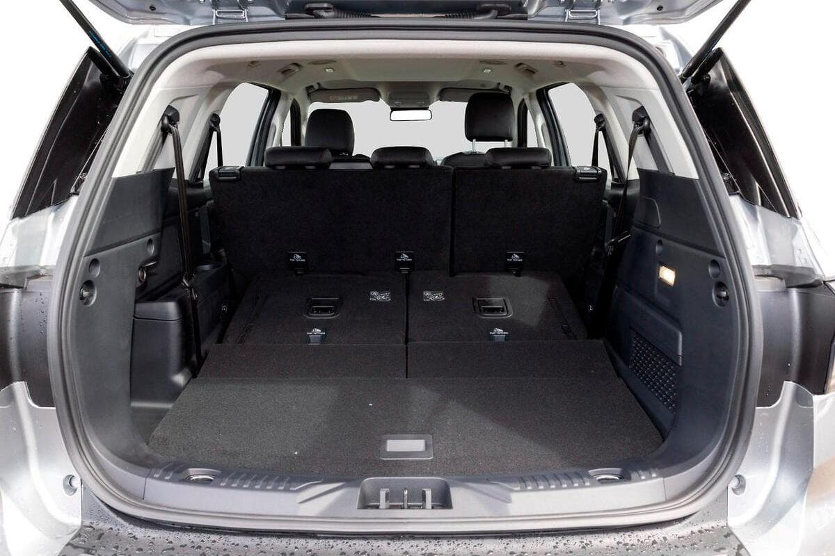 2025 Ford Everest Ambiente Auto RWD MY25.25 image 10