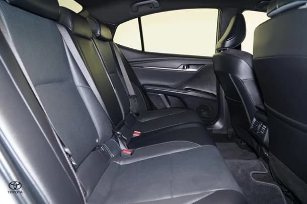 2024 Toyota Camry Hybrid SL image 15