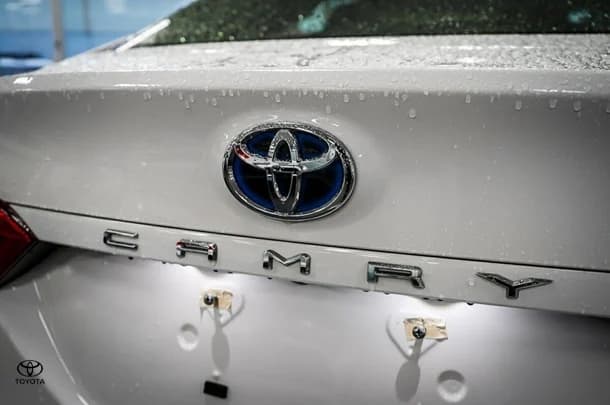 2020 Toyota Camry Hybrid Ascent image 8