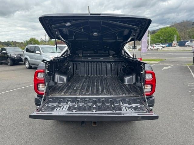 2022 Toyota Hilux SR5 image 20