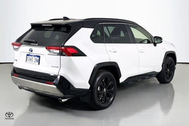 2024 Toyota Rav4 Hybrid XSE 2WD image 10