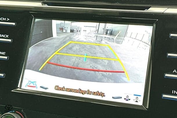 2020 Toyota Camry Hybrid Ascent image 3
