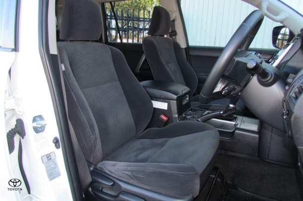 2020 Toyota Prado GXL image 18