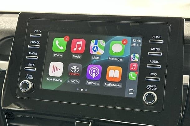 2023 Toyota Camry Hybrid Ascent image 3