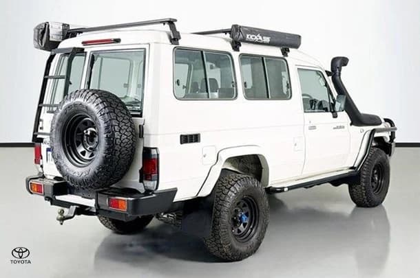 2022 Toyota LANDCRUISER MILITARY WorkMate image 10
