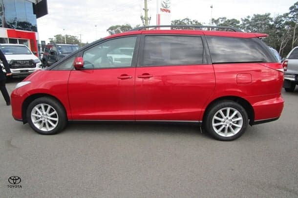 2019 Toyota Tarago GLX image 5