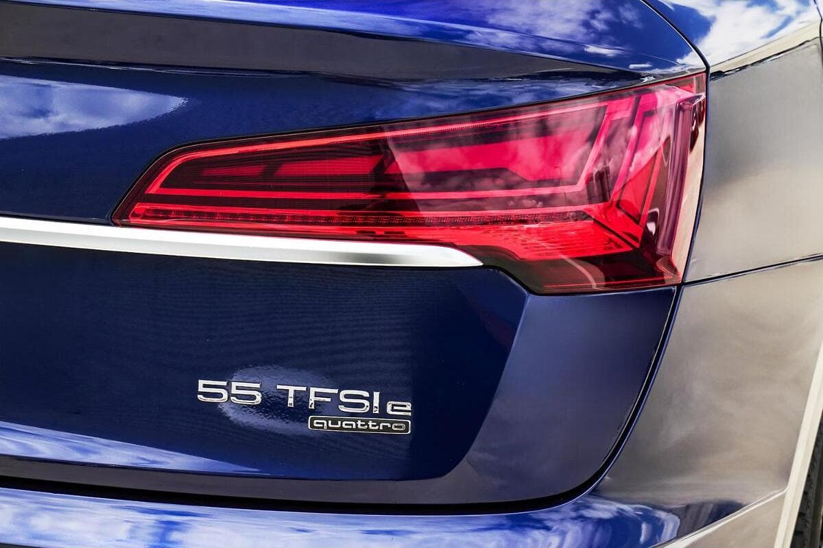 2025 Audi Q5 55 TFSI e S Line Auto quattro ultra MY25 image 16