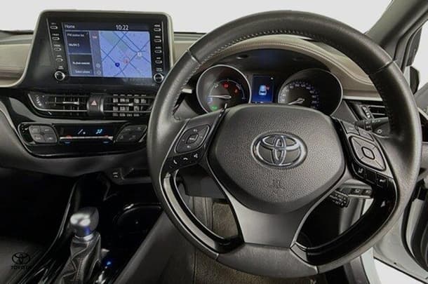 2022 Toyota C-HR Hybrid Koba 2WD image 18