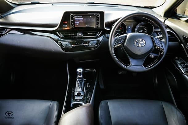 2017 Toyota C-HR L3 image 13