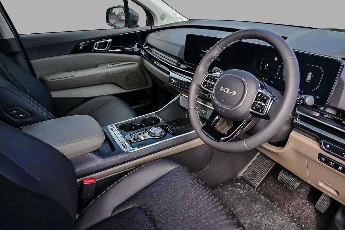 2024 Kia Carnival GT-Line Auto MY25 image 6