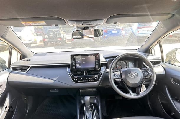 2018 Toyota Corolla Ascent Sport image 12