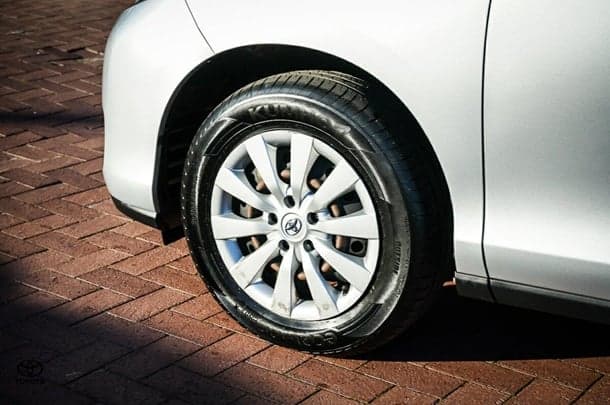 2019 Toyota Tarago GLi image 4