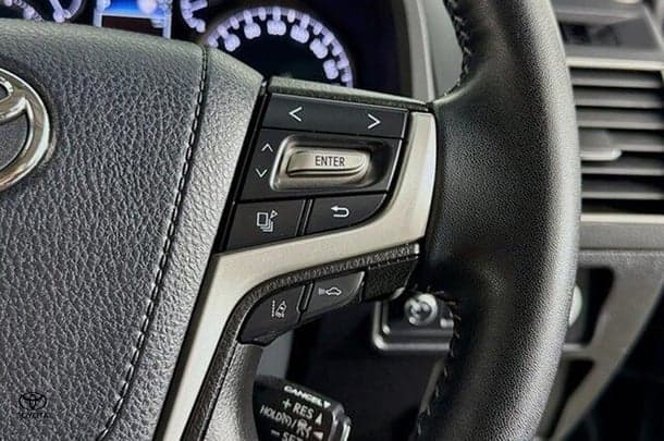 2023 Toyota Prado Kakadu image 20