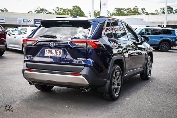 2024 Toyota RAV 4 Hybrid GXL-2WD image 4