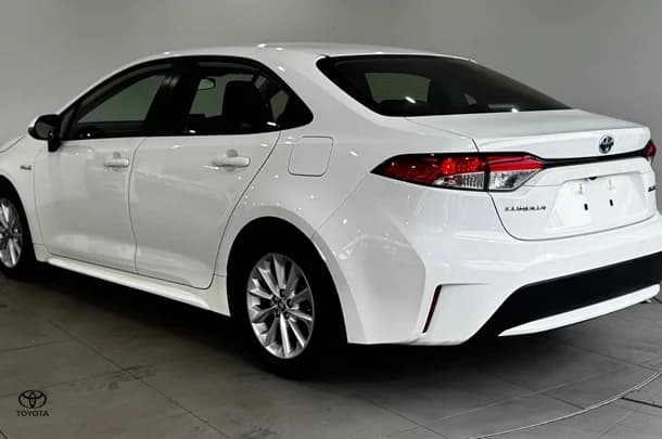 2022 Toyota Corolla Sedan Hybrid Ascent Sport image 9