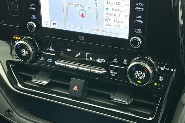 2021 Toyota Kluger AWD GRANDE image 26