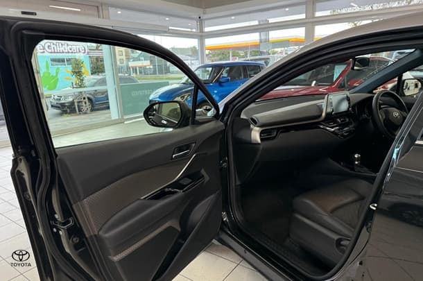 2019 Toyota CHR Koba AWD image 9