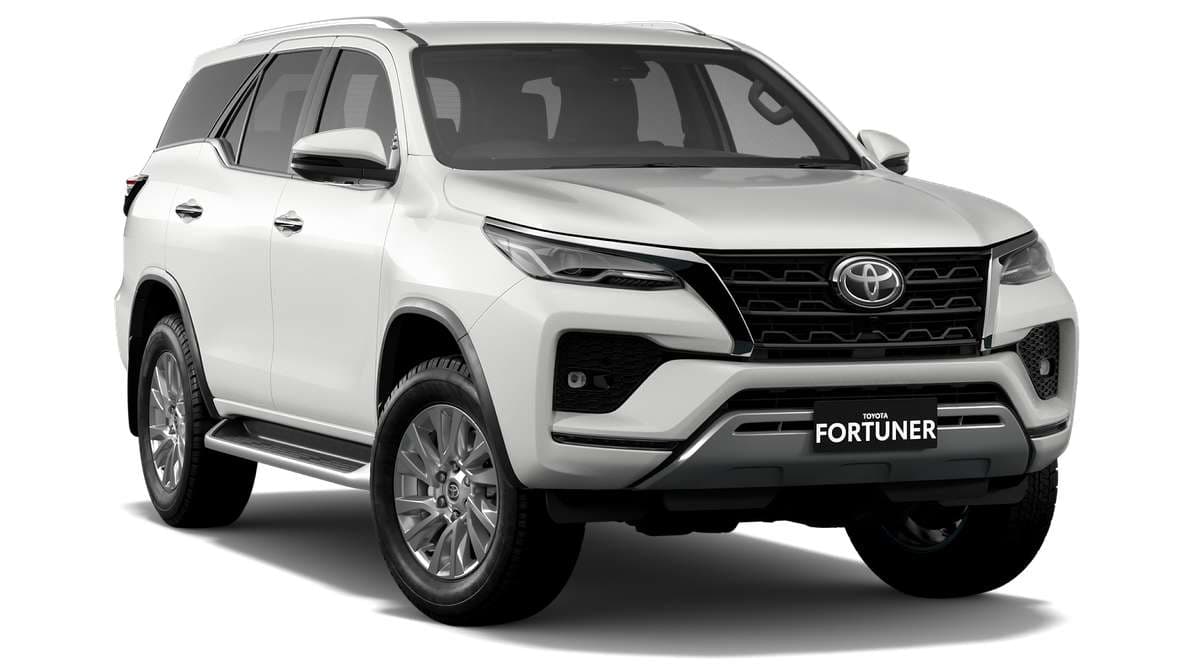 2025 Toyota Fortuner Crusade Automatic image 1