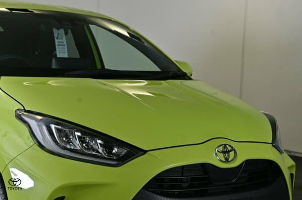 2020 Toyota Yaris SX image 5