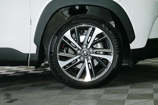 2023 Toyota Corolla Cross HV Atmos image 7