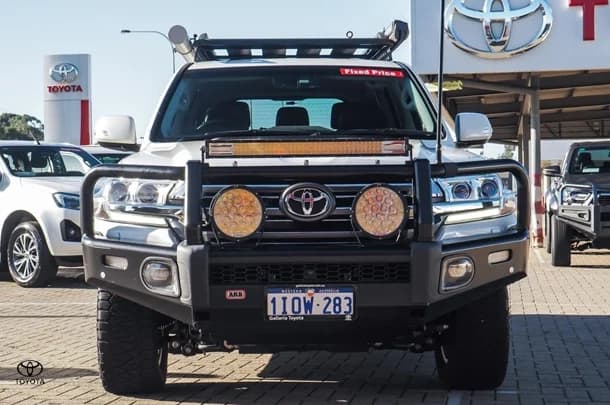2021 Toyota Landcruiser VX image 4
