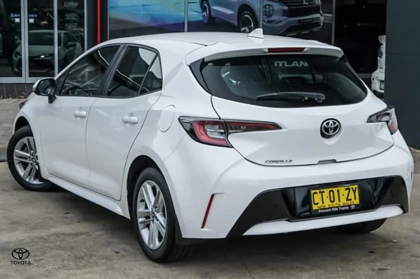2019 Toyota COROLLA Ascent Sport image 2