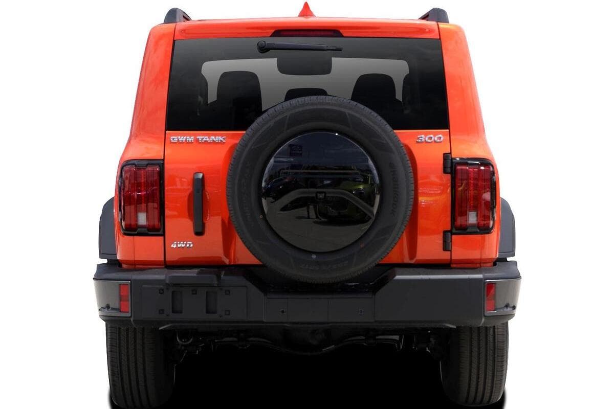 2025 GWM Tank 300 Lux Auto 4x4 image 3