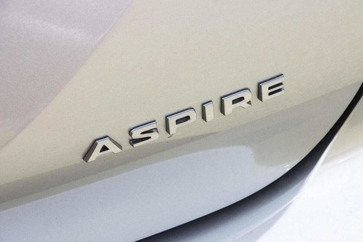 2024 Mitsubishi Outlander Aspire ZM Auto 2WD MY24 image 11