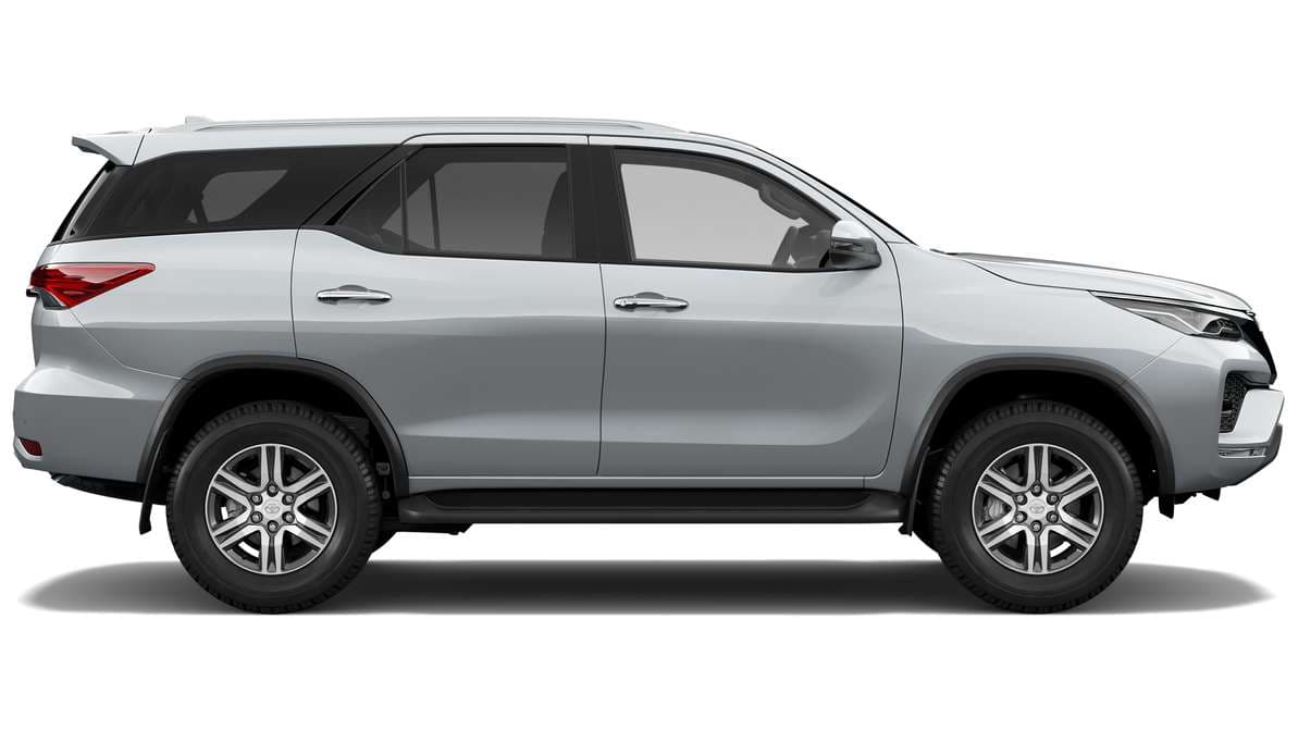 2025 Toyota Fortuner GXL Automatic image 2