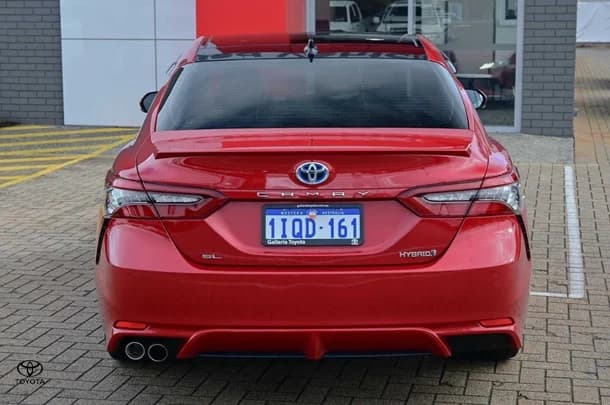 2021 Toyota Camry Hybrid SL image 5