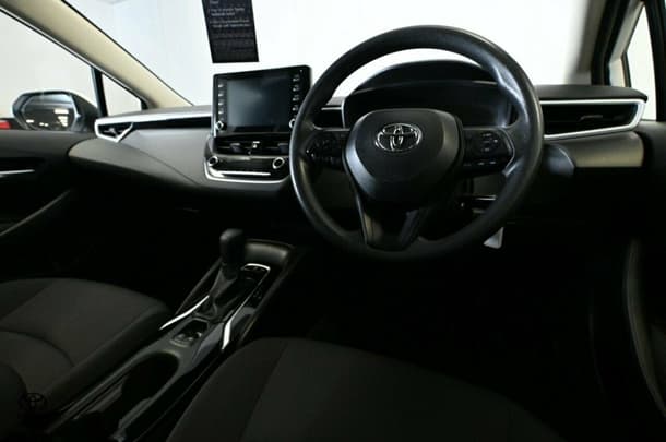 2021 Toyota Corolla Ascent Sport image 18