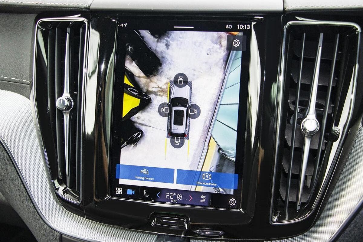 2024 Volvo XC60 Ultra T8 Plug-In Hybrid Auto AWD MY25 image 10